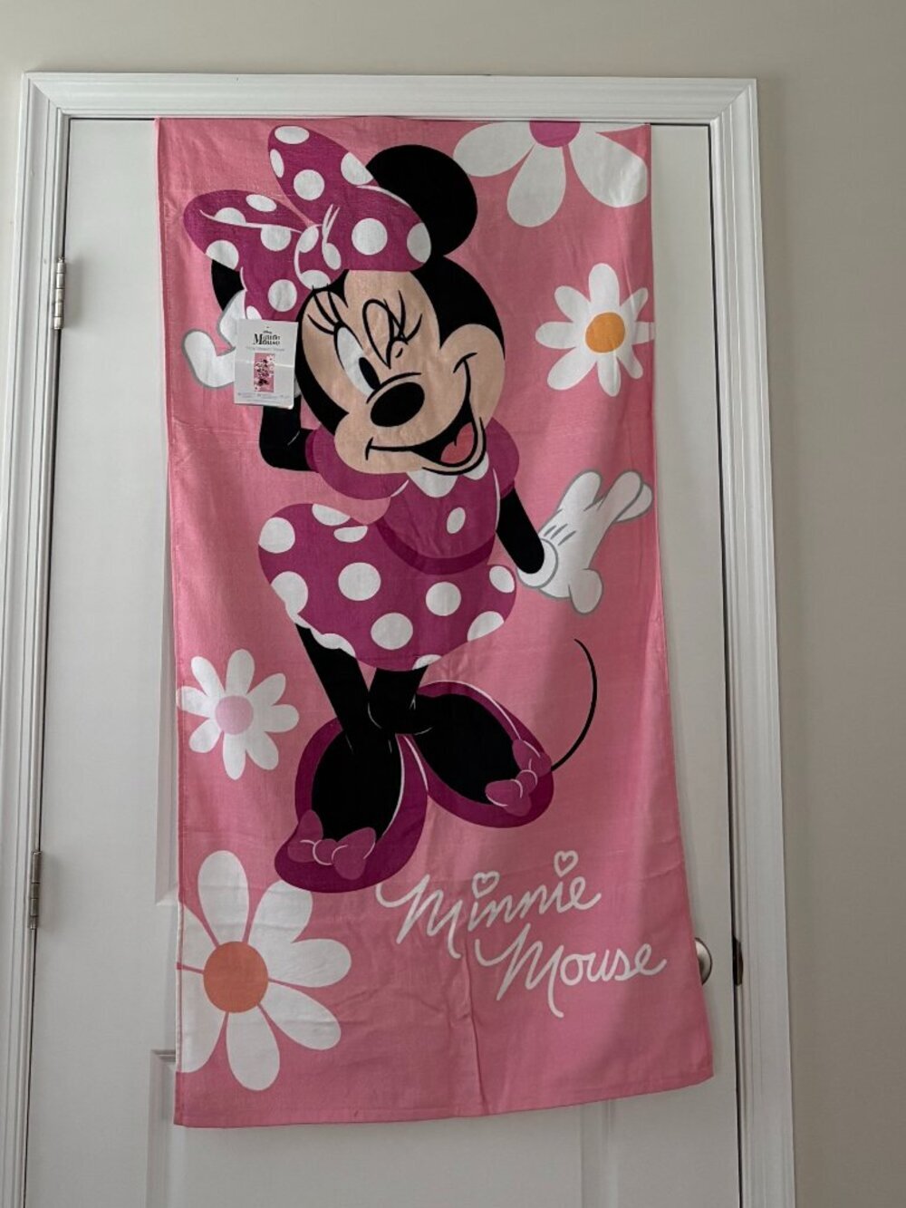 Disney Minnie Mouse Kids Floral Pink Character 28”x 58” Beach Towel